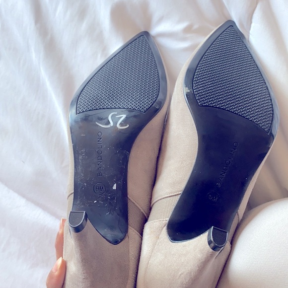 Size 9 pointy, suede, ankle booties - Picture 8 of 9